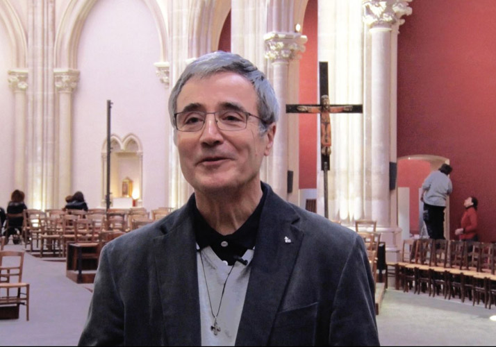 L’église Saint-Ignace à Paris a retrouvé sa blancheur