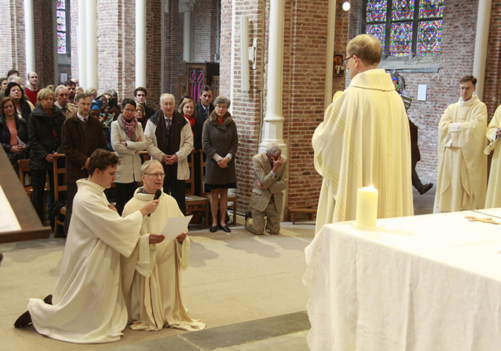 Derniers voeux d’Alban Massie sj le 8 décembre en l’église du Saint-Sacrement à Bruxelles