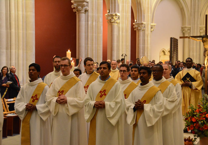 Ordinations diaconales de douze jésuites le 6 avril en l’église Saint-Ignace à Paris – 06/04/2019